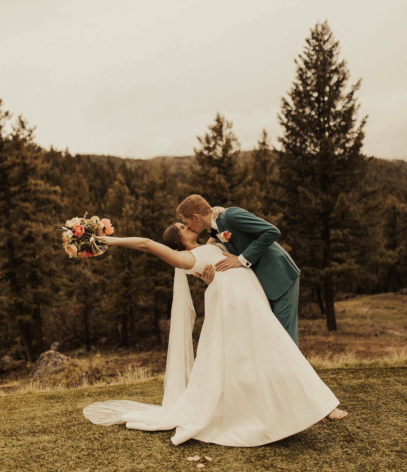 How to Create A Wedding Budget | Destination Wedding Planner